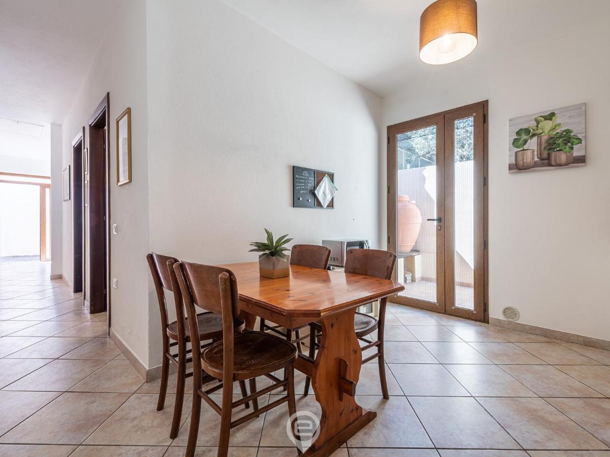 Lidia'S House Appartement Oristano Buitenkant foto